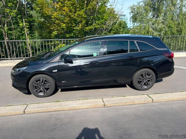 Kleinbus OPEL Astra 1.4 Turbo Sports Tourer/LED/Kamera/Klima