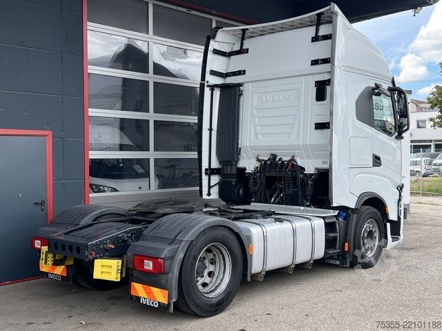 Tractor estándar IVECO S-WAY AS440S46 Intarder ACC-Tempomat LED