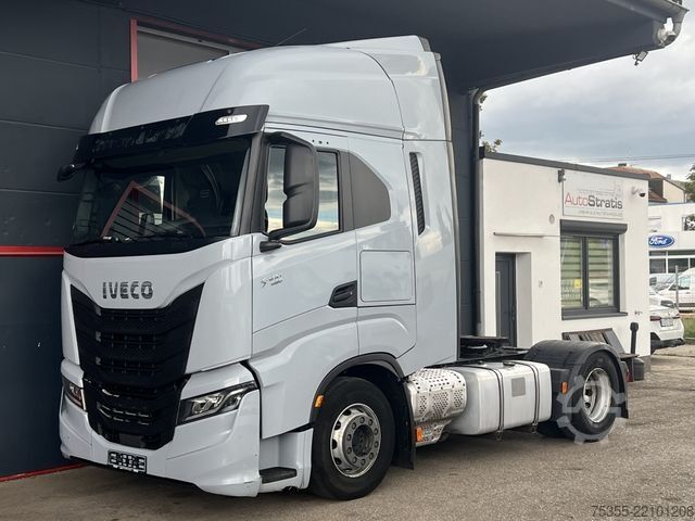 Tractor estándar IVECO S-WAY AS440S48 E6d ACC Intader NAVI 2xTank Leder