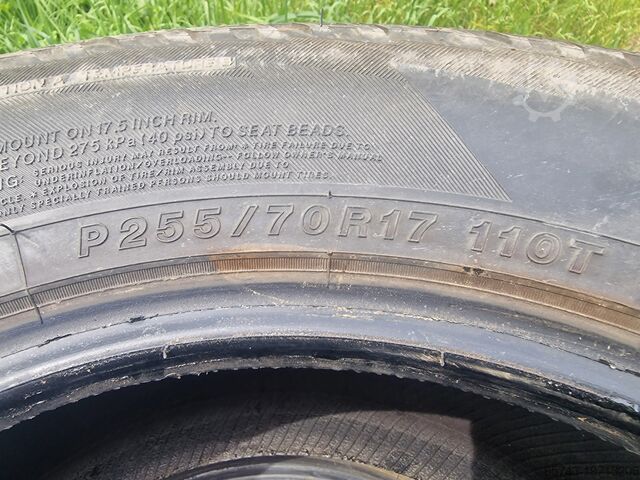 Lastikler AT 225/70 R 17 Yokohama Geolandar