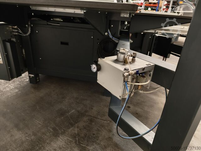 Csúszó asztali fűrész Altendorf F 45 ElmoDrive