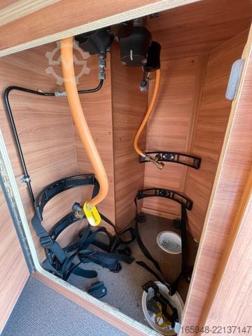 Karavan PÖSSL Summit 600 Plus | Solar,Markise,RFK,SOG