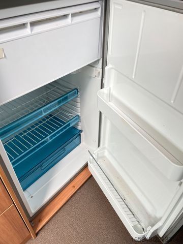 Karavan PÖSSL Summit 600 Plus | Solar,Markise,RFK,SOG