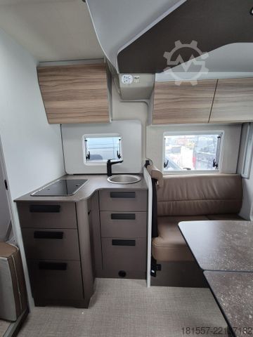 Autorulotă semi-integrată BÜRSTNER B66 TD IT 732  Hubbett / Automatik / 3,65t