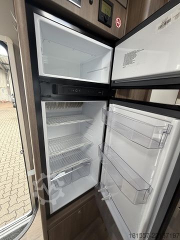 Autorulotă integrată CARADO pro+ I 447 Klima, Automatik, Markise, SAT/TV