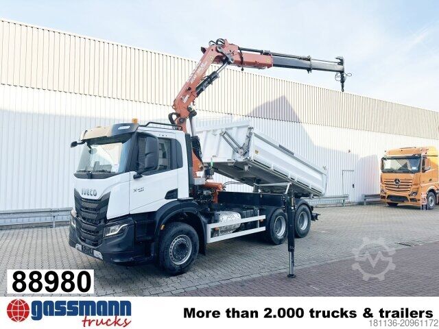 Ανατρεπόμενο φορτηγό Iveco X-Way AD300X46Z 6x4 mit Kran Atlas AK 206.4E-A2,