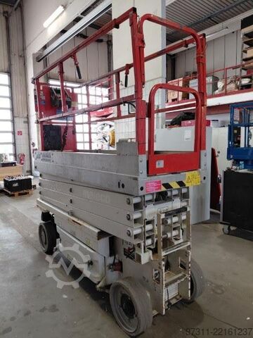 Elevador de tesoura JLG 2630ES