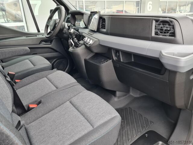 Transporter mit Koffer Renault Master 35 New Möbel Koffer KLIMA KAMERA TEMPOMAT