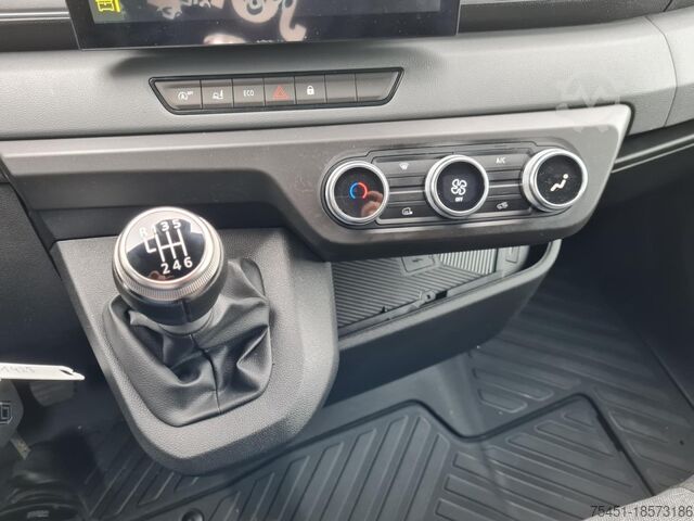 Transporter mit Koffer Renault Master 35 New Möbel Koffer KLIMA KAMERA TEMPOMAT