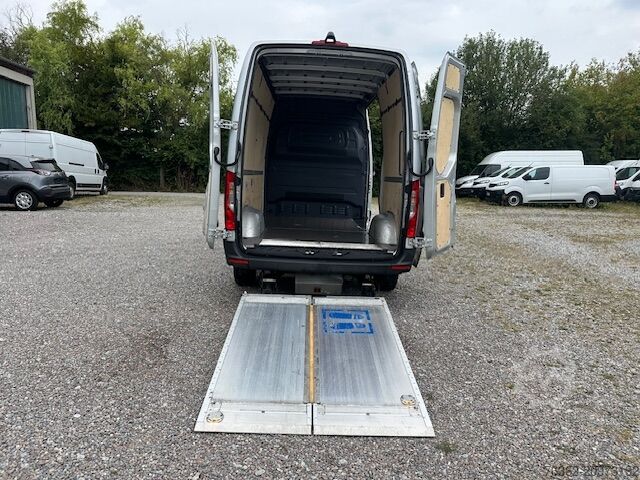 Vysoký a prodloužený skříňový vůz Mercedes-Benz Sprinter 314 L2H2 Ladebordwand Bär Klima