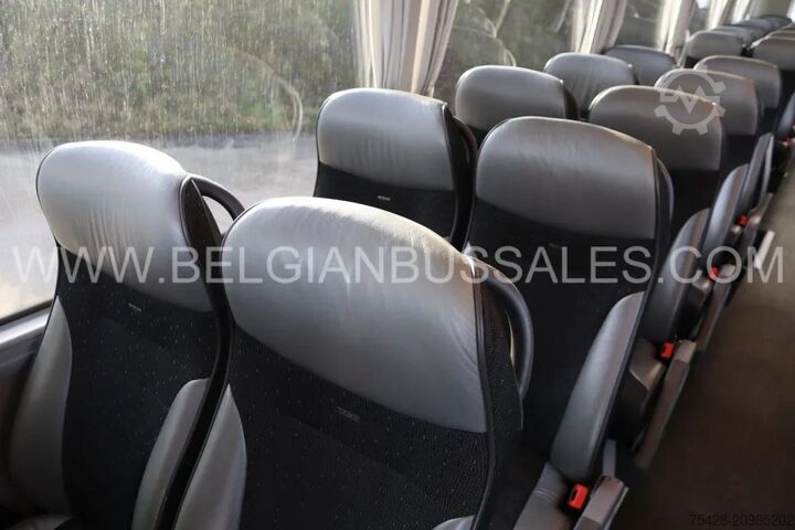 Távolsági autóbusz MAN Lion's Coach R07 / R10 / Tourismo / 12.0m / Eur...