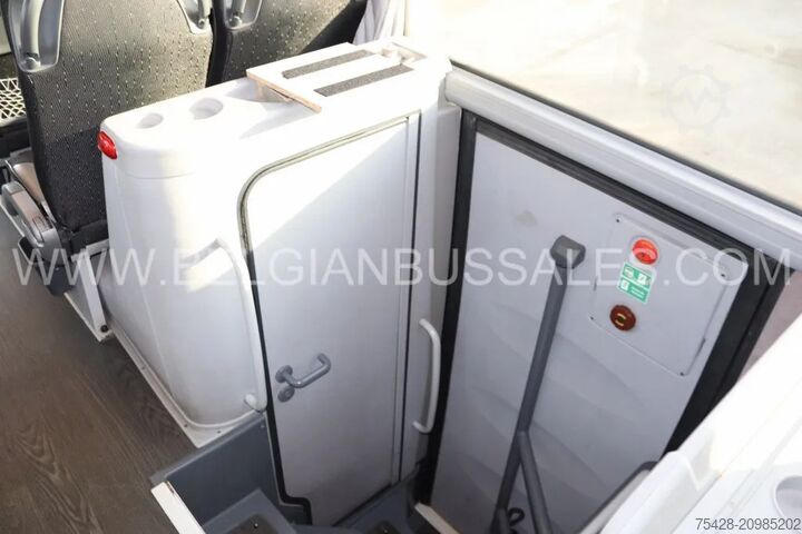 Távolsági autóbusz MAN Lion's Coach R07 / R10 / Tourismo / 12.0m / Eur...