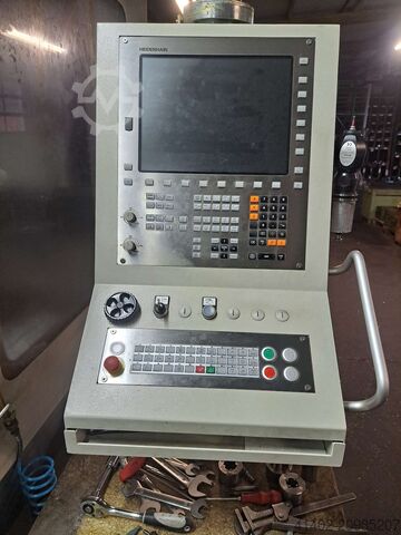 Pionowe centrum obróbcze Spinner MCV 1000