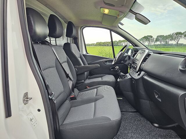 Bestelauto RENAULT TRAFIC 1.6 DCI L2H1 2xZijdeur Navi!