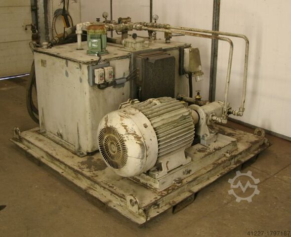 Hydraulic unit KRACHT Typ 268l/70 bar