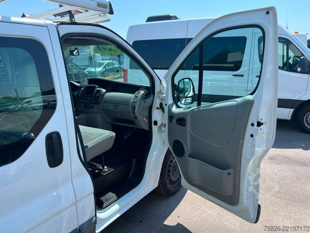 Dobozos furgon OPEL Vivaro Kasten L2H1*1.Hand*Klima*Dachträger*AHK*