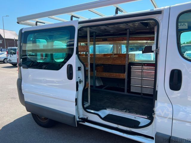 Dobozos furgon OPEL Vivaro Kasten L2H1*1.Hand*Klima*Dachträger*AHK*