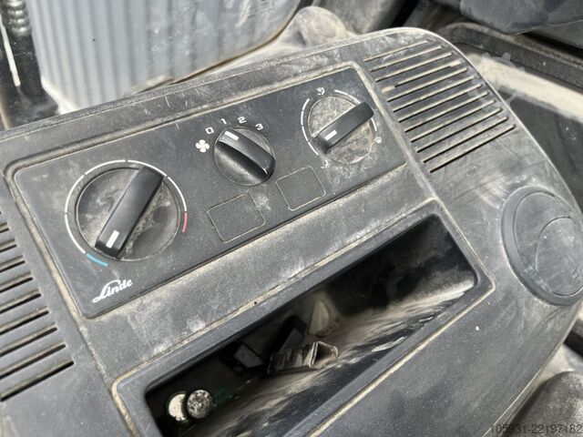 Elektromos négykerekű targonca Linde E30H-01/600