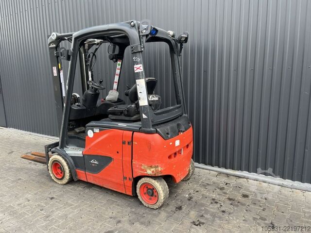 LPG-vorkheftruck Linde E18PH-02