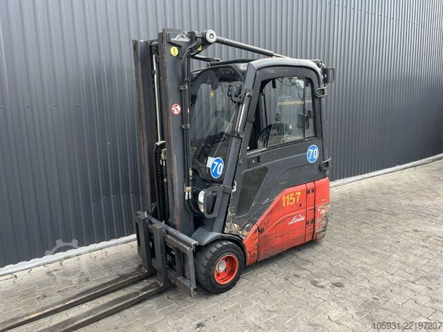 Elektrikli 3 tekerlekli forklift Linde E18-01