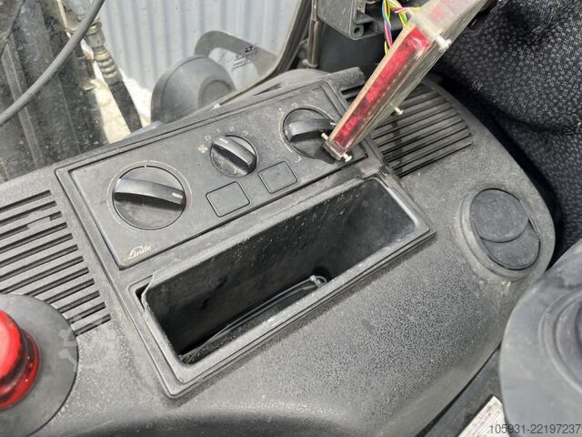 Elektrikli 3 tekerlekli forklift Linde E18-01