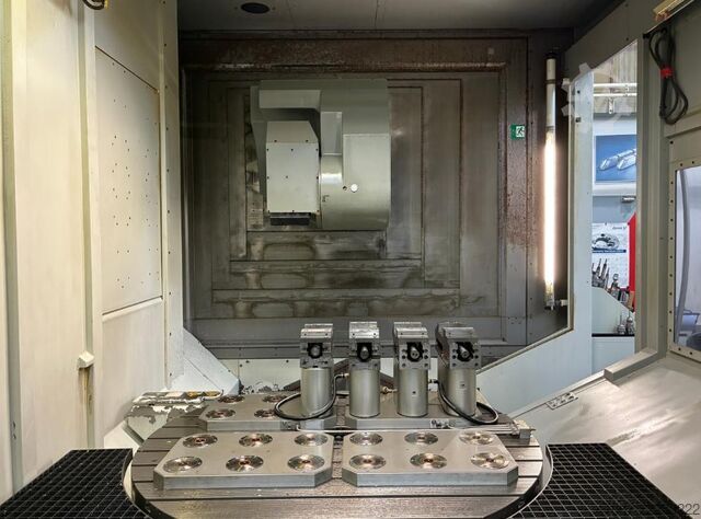 CNC turning and milling center DMG Gildemeister DMU 160 P duoBLOCK