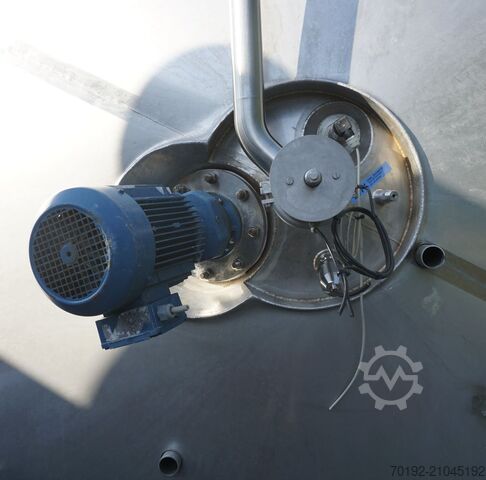 21940 liter värmbar/kylbar tank tillverkad av V4A med propelleromrörare ETA K0126