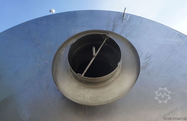 21940 liter värmbar/kylbar tank tillverkad av V4A med propelleromrörare ETA K0126