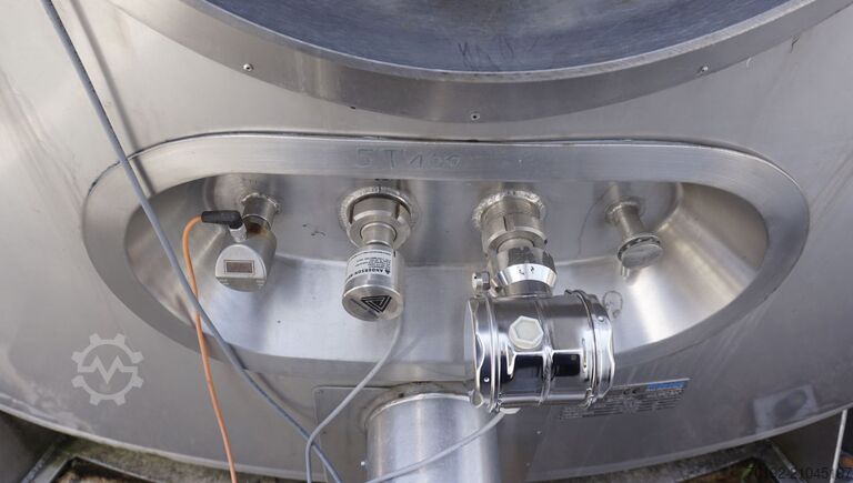 100000 liters isolerad lagringstank tillverkad av V2A Priamo Food Technologies K0125