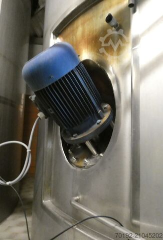 130000 liter isolerad lagringstank tillverkad av V2A med propelleromrörare Ritter (HBB Hildesheimer Behälterbau) K0124