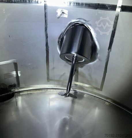 130000 liter isolerad lagringstank tillverkad av V2A med propelleromrörare Ritter (HBB Hildesheimer Behälterbau) K0124