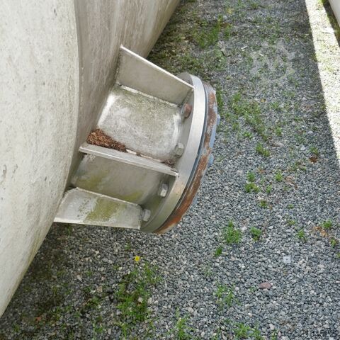 19 000 liters lagringstank i V4A med sidomonterad omrörarefläns Metkon AG K0114