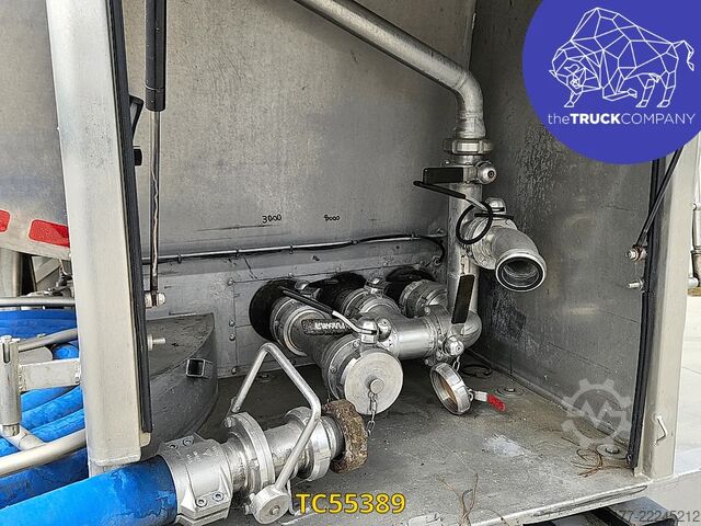 Tanker Renault T 440