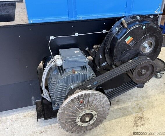 Broyeur de bois RÖSSLER MHR830 proline