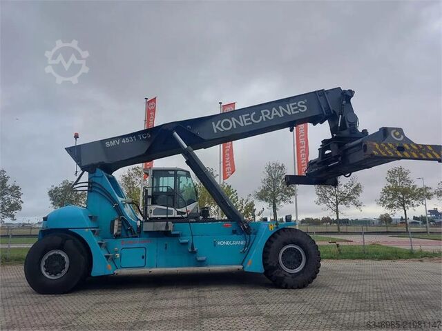 Reachtacker Konecranes SMV 4531 TC5