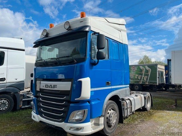 Standard SZM DAF XF 440 FT Kipphydraulik