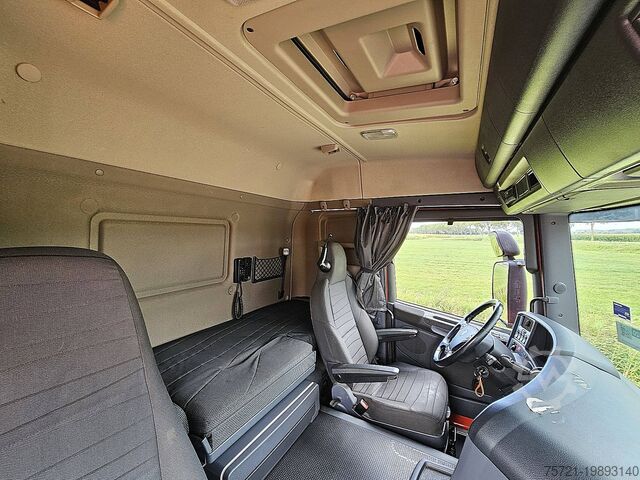 Kayar branda SCANIA G410 4X2 RET. COMBI CROWN