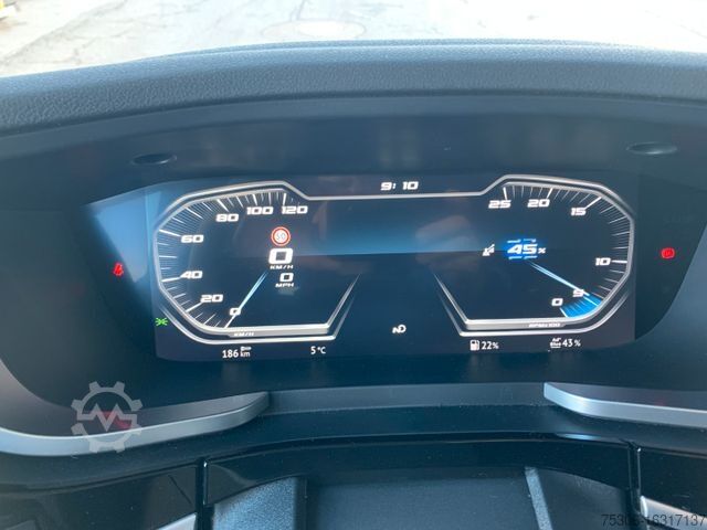 LKW mit Getränkeaufbau DAF XD 450 FAN Swing-Board-Aufbau