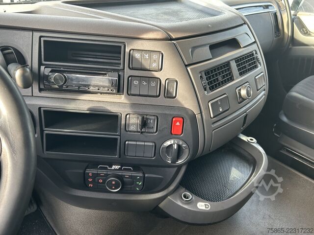 Standardni SZM DAF XF 450 FT Space Cab / 593 dkm / Skirts / MX Bra...