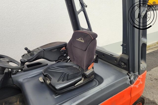 Electrice pe 4 roți Linde E25L Neue Batterie