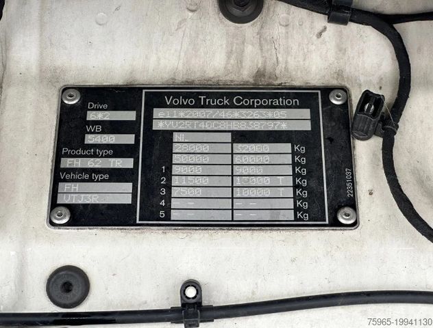 Koelwagen VOLVO FH 500 I-PARK COOL VAN BEURDEN ISOLATED BOXES TA