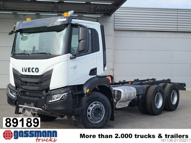 LKW-Fahrgestell Iveco X-Way AD300X46Z 6x4, Retarder, Navi