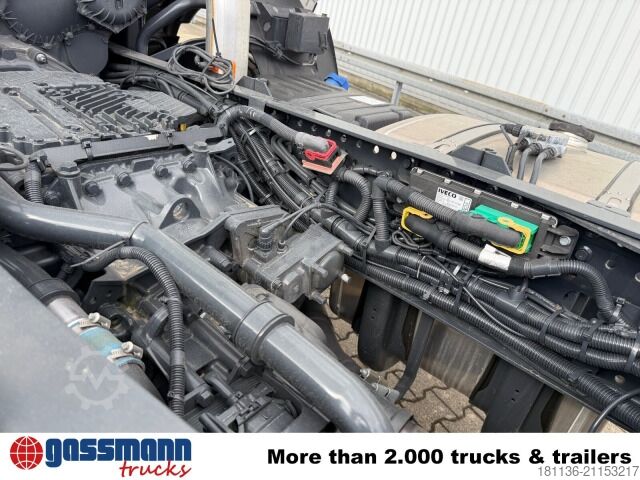 LKW-Fahrgestell Iveco X-Way AD300X46Z 6x4, Retarder, Navi