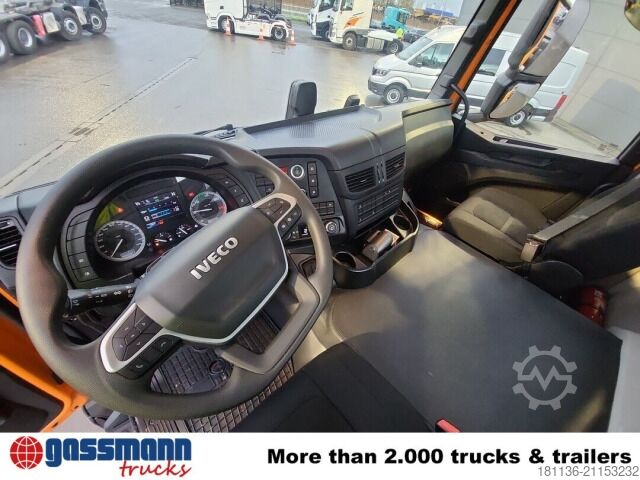 LKW-Fahrgestell Iveco X-Way AD300X42Z 6x4, Motorabtrieb