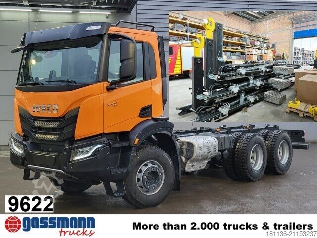 Abrollkipper Iveco X-Way AD300X42Z 6x4, Motorabtrieb