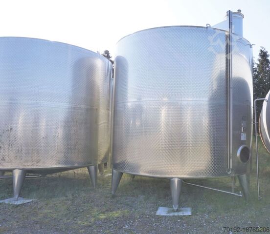 35910 liters ackumulatortank tillverkad av V2A  
