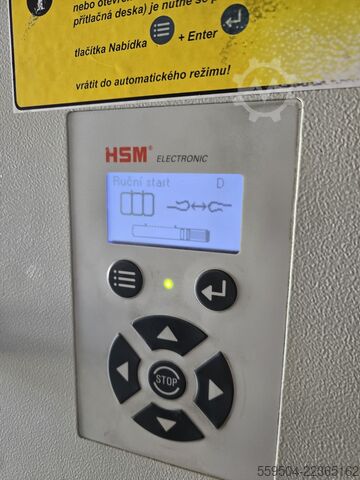 Horizontale hydraulische balenpers HSM HL 7009
