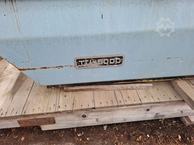 Mașină de ascuțit MVM TU-5000