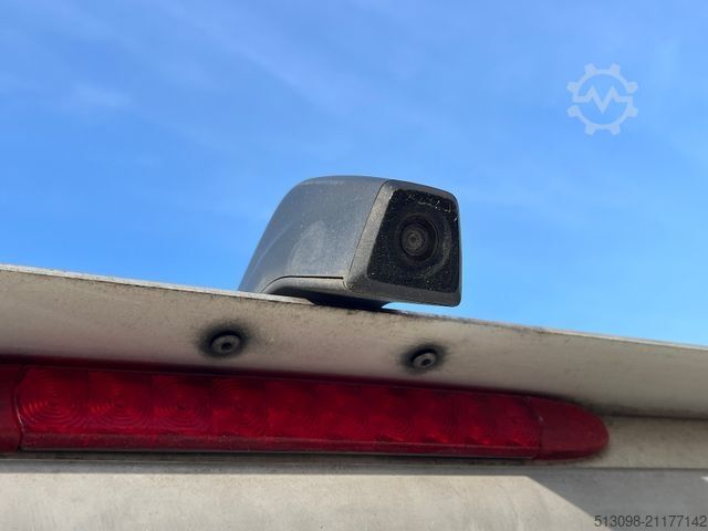 Furgon skrzyniowy VOLKSWAGEN CRAFTER KOFFER LBW+PORTALTÜR KAMERA KLIMA NAVI