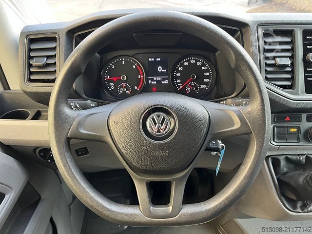 Furgon skrzyniowy VOLKSWAGEN CRAFTER KOFFER LBW+PORTALTÜR KAMERA KLIMA NAVI